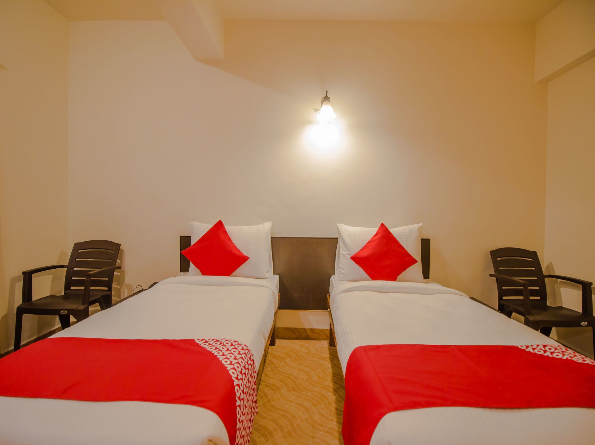 Oyo Flagship 13853 Shruti Resort Calangute Kültér fotó